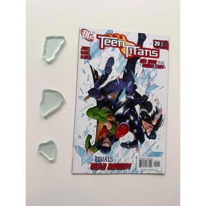 Teen Titans #29: Red Hood vs Robin, Donna Troy Returns - 2005 DC Comic